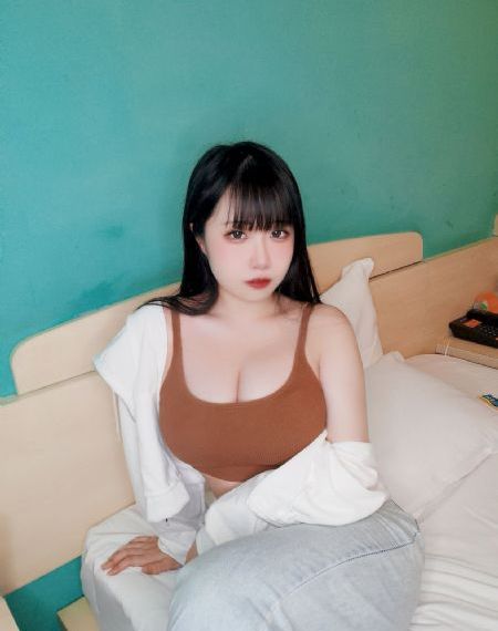 艳母电影_BD英语完整版观看
